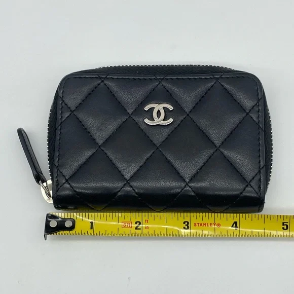 Chanel Short Wallet/Card Holder - Picture 12 of 13
